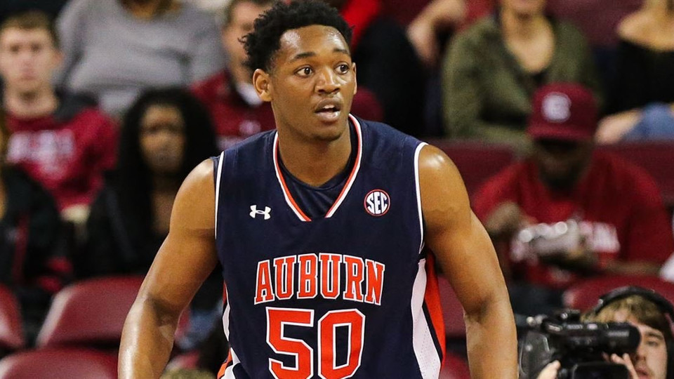 Envergure Austin Wiley Scouting reports & stats