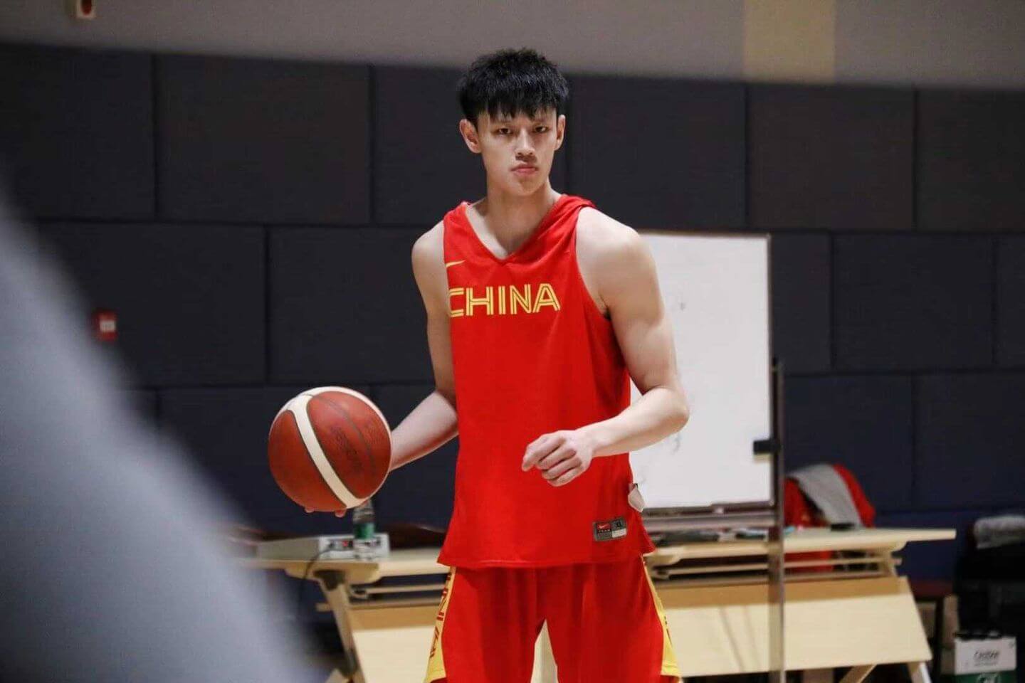 Envergure Fanbo Zeng Scouting reports & stats
